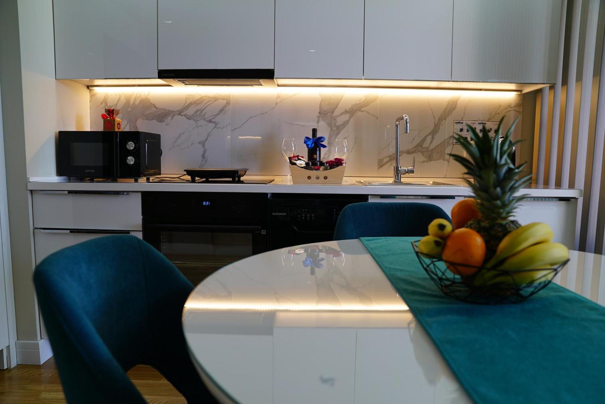 Diamond 72 Apartment , Skopje City - Center, Diamond Residences, Free Parking 외부 사진